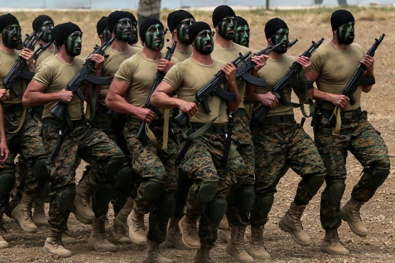 Teroristé z Hizballáhu na cvičení v Libanonu