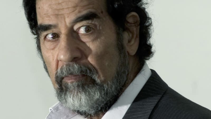 Dopadení Saddáma Husajna: Diktátor se schovával v díře jako zbabělec. Podívejte se do jeho skrýše
