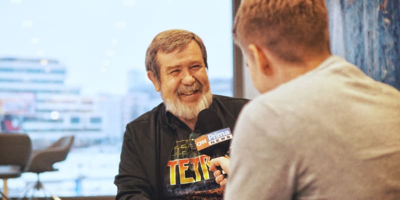 Tvůrce Tetrisu Alexej Pažitnov navštívil Prahu. Na konferenci Game Developers Session předával zkušenosti vývojářům videoher.