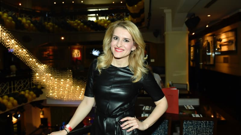 Moderátorka Lenka Špillarová oznámila těhotenství v pořadu Showtime.