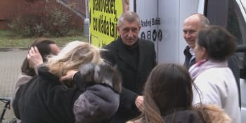 Babiš rozjíždí permanentní kampaň: Při konverzaci s voliči si neodpustil narážku na Fialu