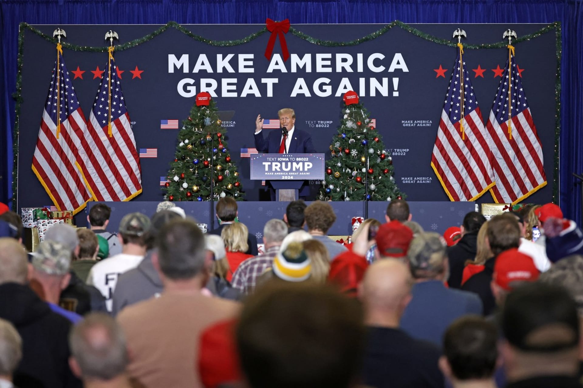 Donald Trump během kampaně ve státě Iowa (19. 12. 2023)