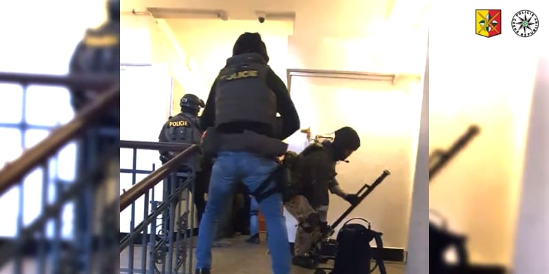 Policie zveřejnila dramatické video i z dalších zásahů