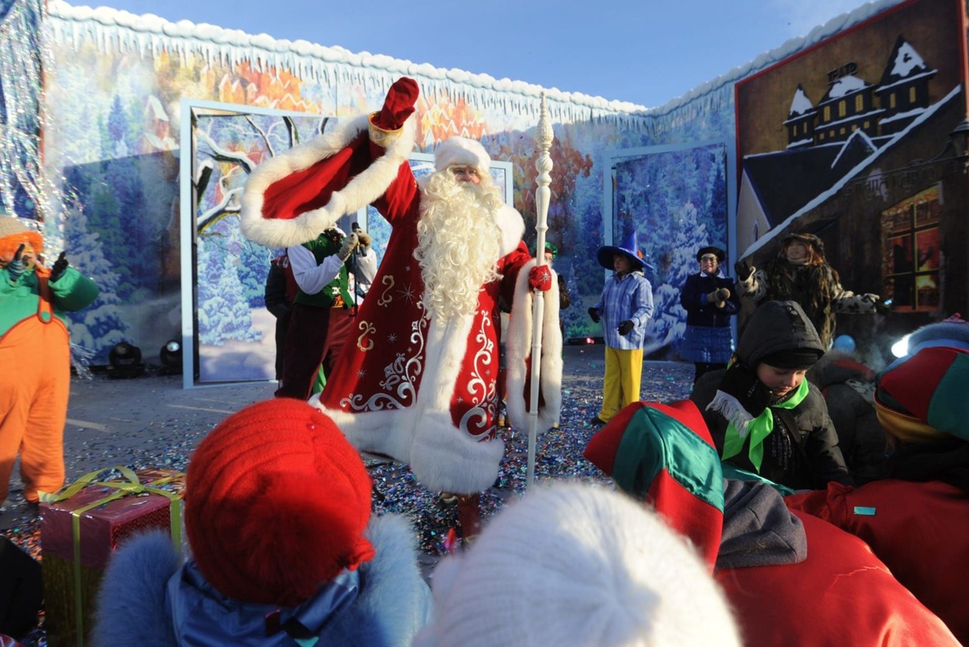 Dárky v Rusku na Vánoce nosí Děda Mráz.