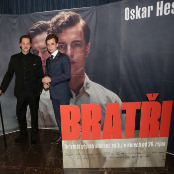 Film Bratři měl 25. 10. 2023 premiéru v pražském multikině Cinema City Slovanský dům.