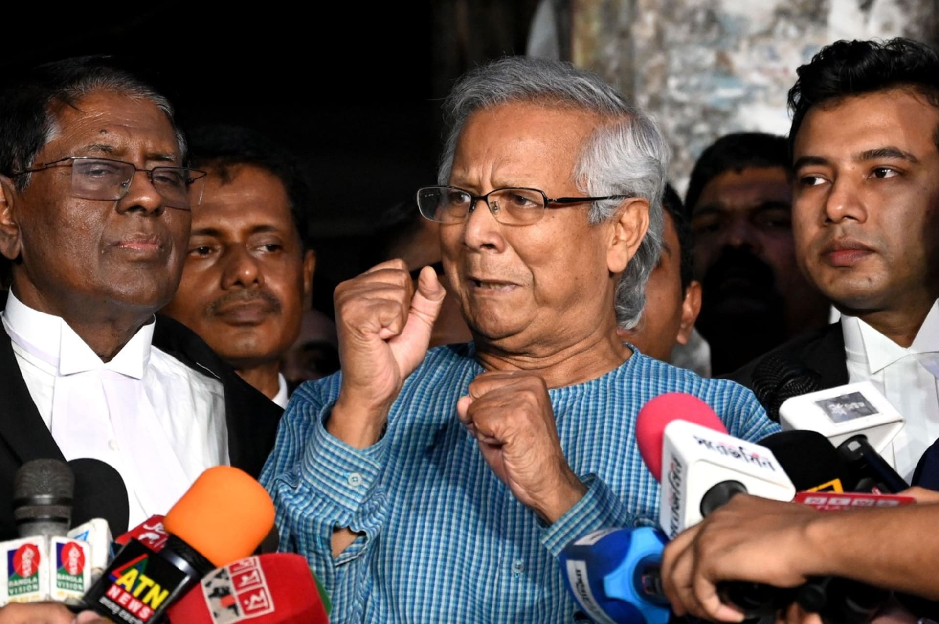 Muhammad Yunus stanul před soudem již dříve (20. 11. 2023).
