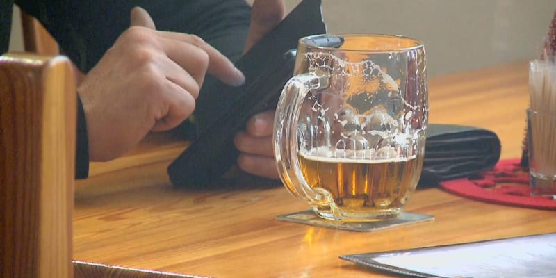 Změna DPH u točeného piva může ohrozit některé podniky, varují experti.