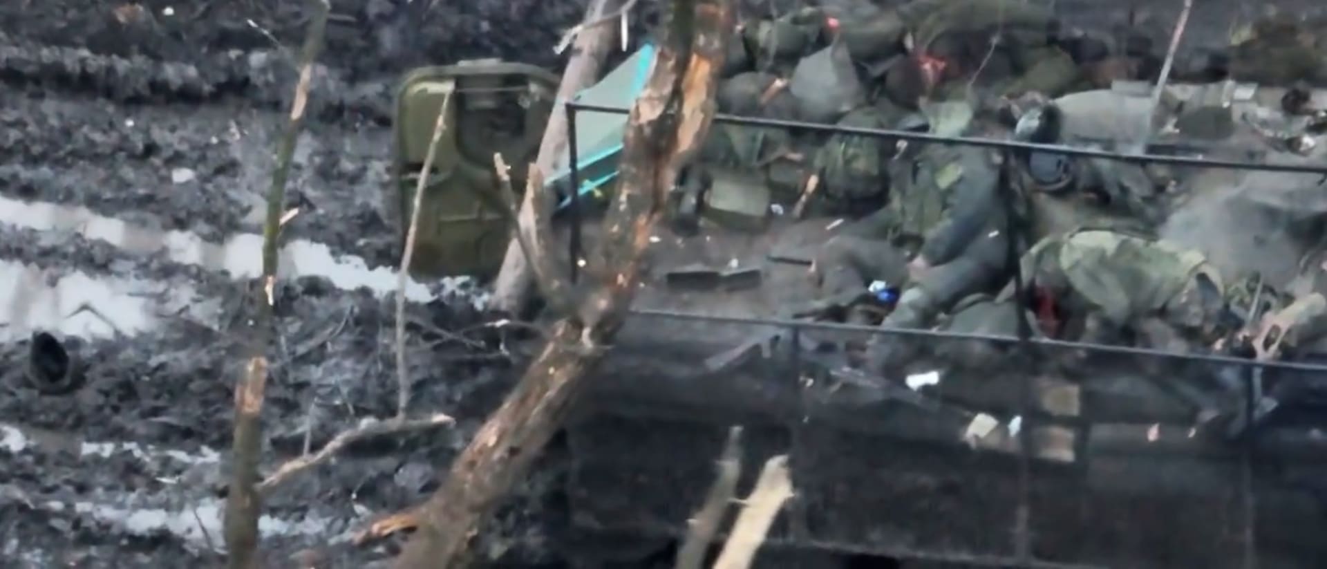 Mrtvá těla ruských vojáků u Avdijivky