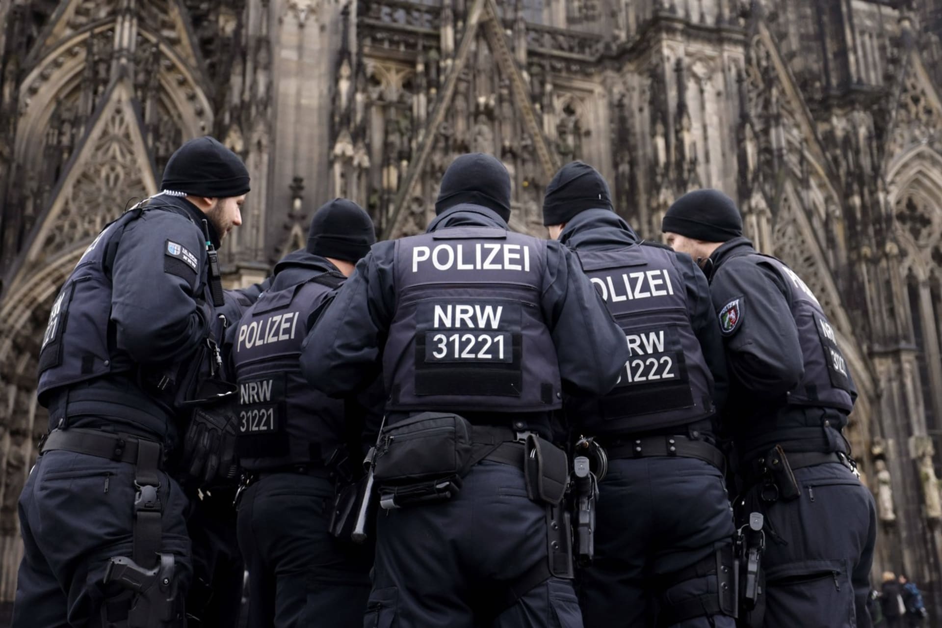 Němečtí policisté zabránili krvavému útoku u dómu v Kolíně nad Rnem.