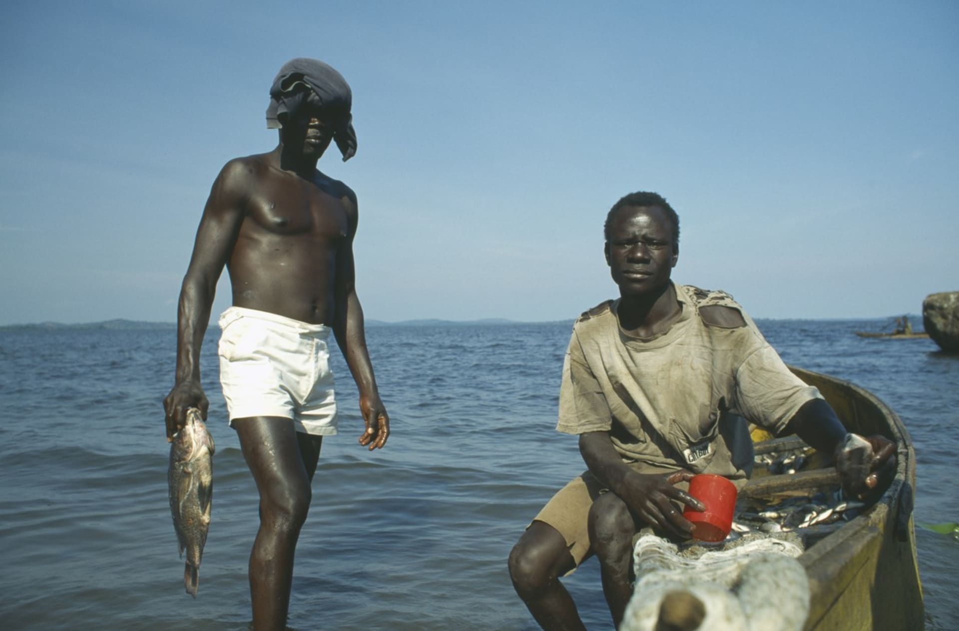 Rybáři u Viktoriina jezera