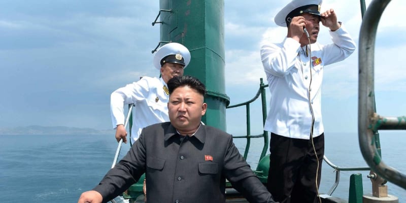 Kim Čong-un zdědil severní Koreu po svém otci Kim Čong-ilovi.