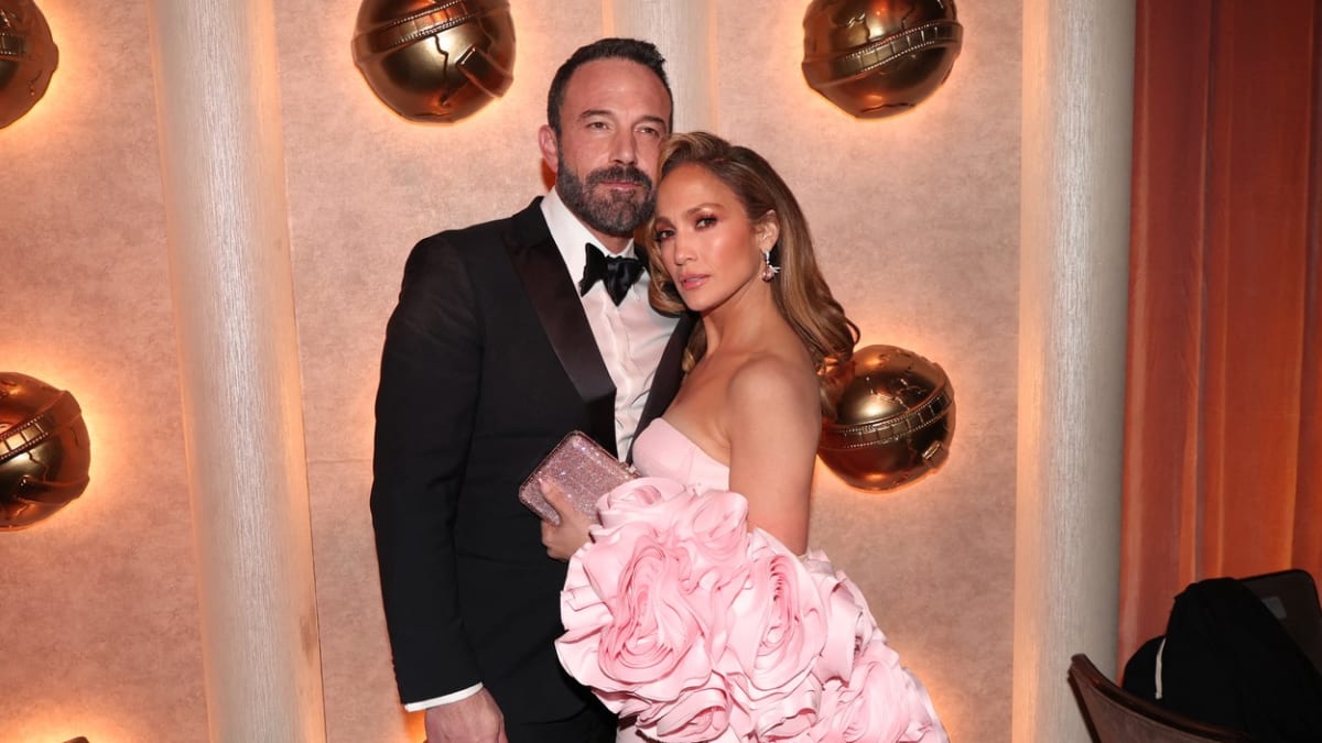 Jennifer Lopez přišla v doprovodu manžela Bena Afflecka.