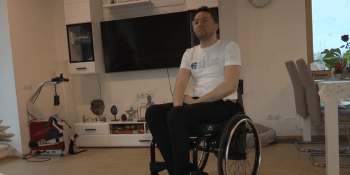 Zákeřná nemoc upoutala sportovce Josefa na vozík. Ani lékaři nevědí, co se mi děje, říká