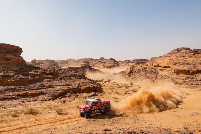 Aleš Loprais vyhrál 3. etapu Rallye Dakar a nově kraluje kategorii kamionů.