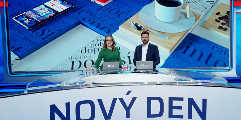 Novou moderátorskou dvojící v Novém dni je Sabina Dračková a Jiří Šlégr.