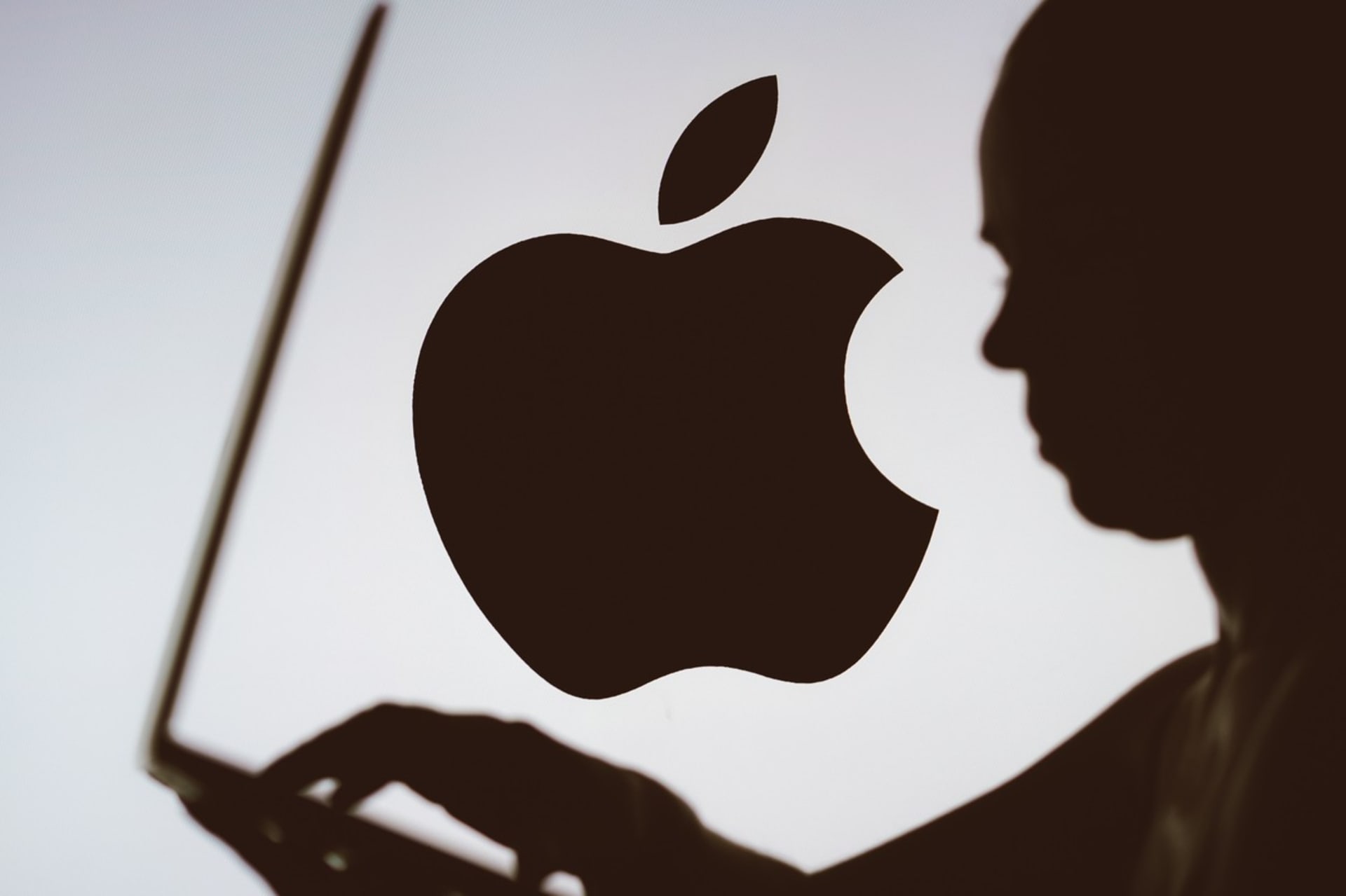 Číně se prý podařilo prolomit šifrování americké technologické společnosti Apple (ilustrační foto).