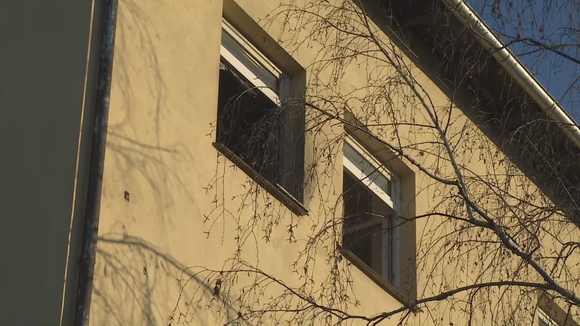 V Kralupech nad Vltavou hořela ubytovna.