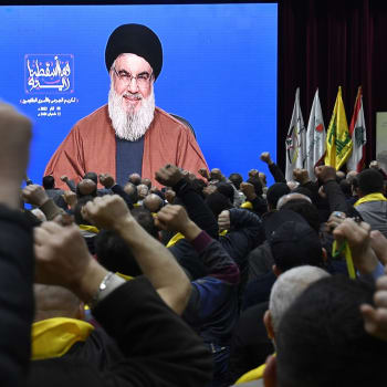 Šéf libanonské teroristické organizace Hizballáh Hasan Nasralláh rád promlouvá k lidem prostřednictvím velkých obrazovek.