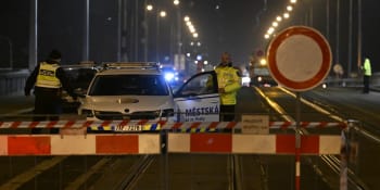 Praha kvůli havarijnímu stavu uzavřela Libeňský most. Nesmí přes něj jezdit tramvaje