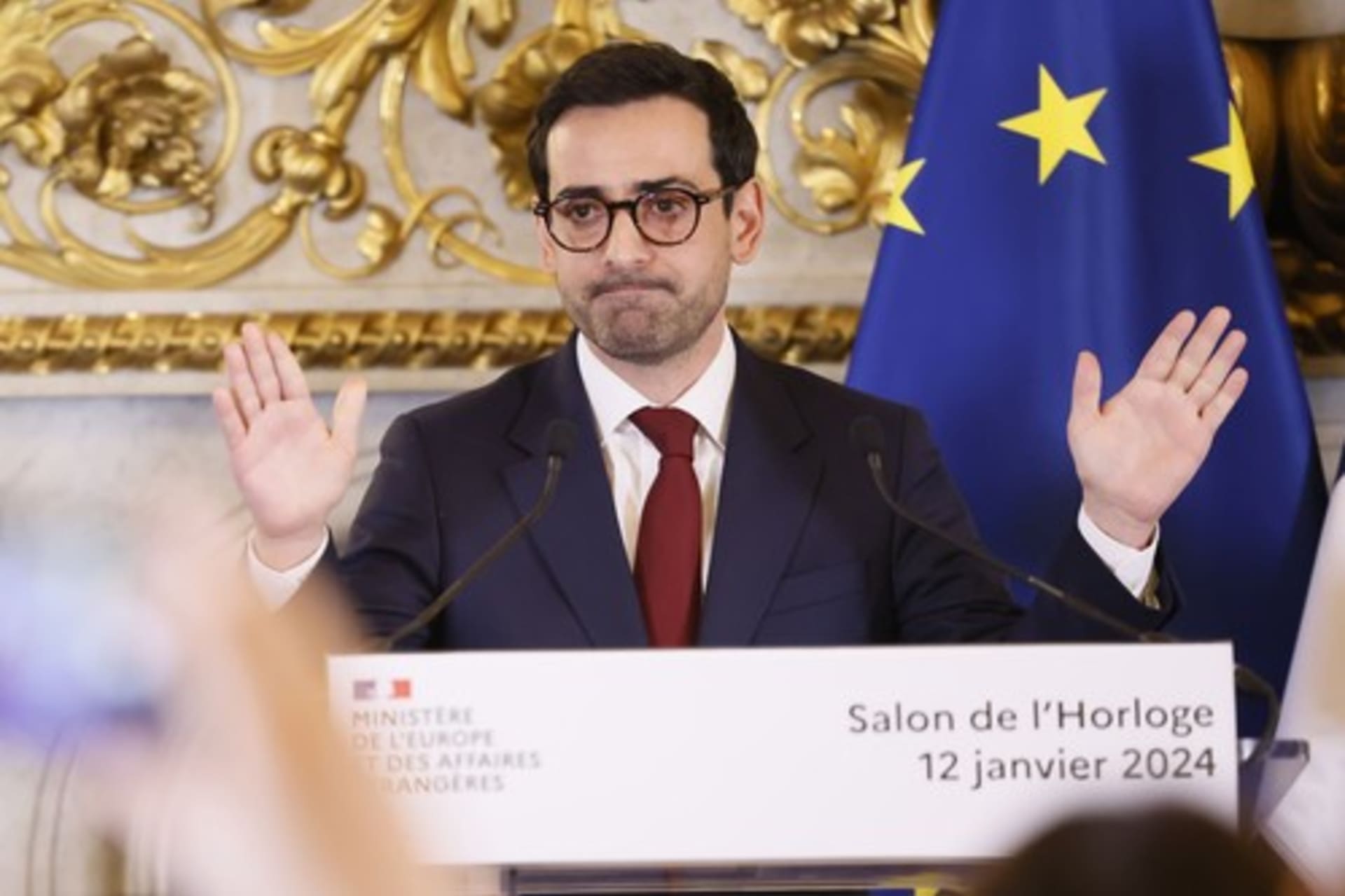 Stéphane Séjourné je novým francouzským ministrem zahraničí a evropských záležitostí.