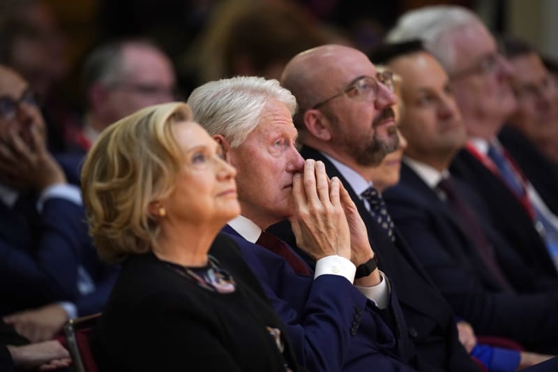 Navždy spolu? Bill Clinton s manželkou Hillary v dubnu 2023