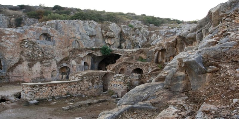 Jeskyně sedmi spáčů z Efezu