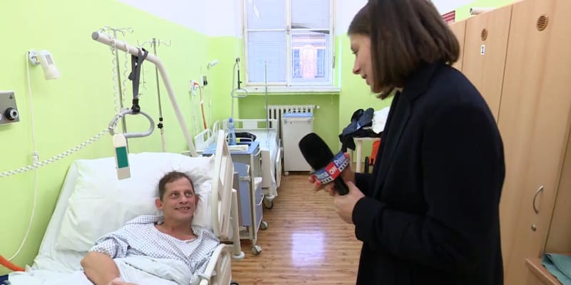 Cizinec zraněný při střelbě v Praze opustil nemocnici.