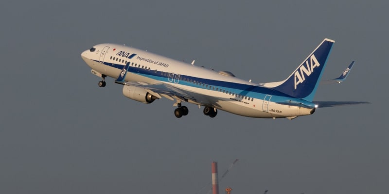 Boeing 737-800 japonských aerolinek All Nippon Airways