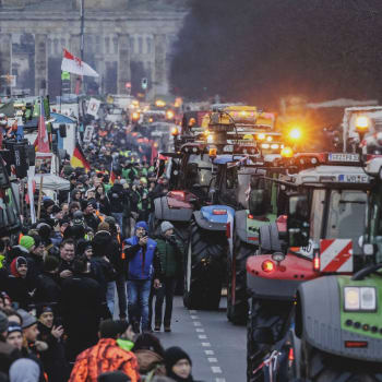 Němečtí zemědělci blokují dopravu v Berlíně (15. 1. 2024).