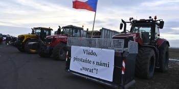 Přestaňte s námi „vorat“. Čeští zemědělci podpořili německé kolegy, na hranice jeli traktory