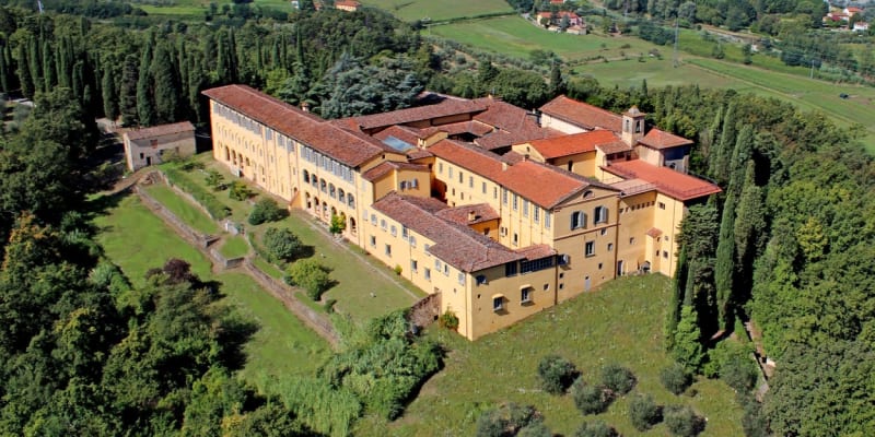 Bývalý klášter Giaccherino poblíž toskánského města Pistoia, kde se svatba konala. 