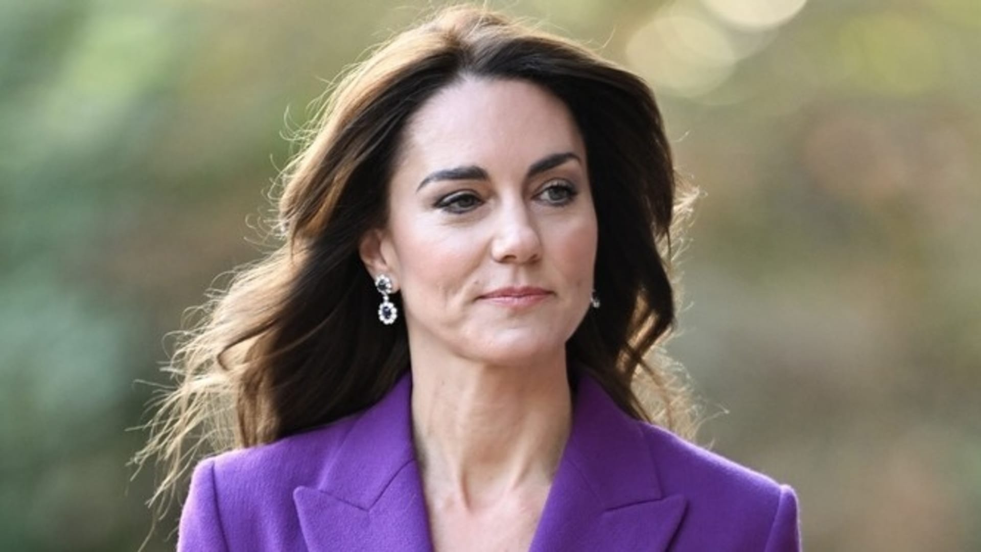 Kate Middleton je po operaci břicha. Do Velikonoc ruší veškeré královské povinnosti.