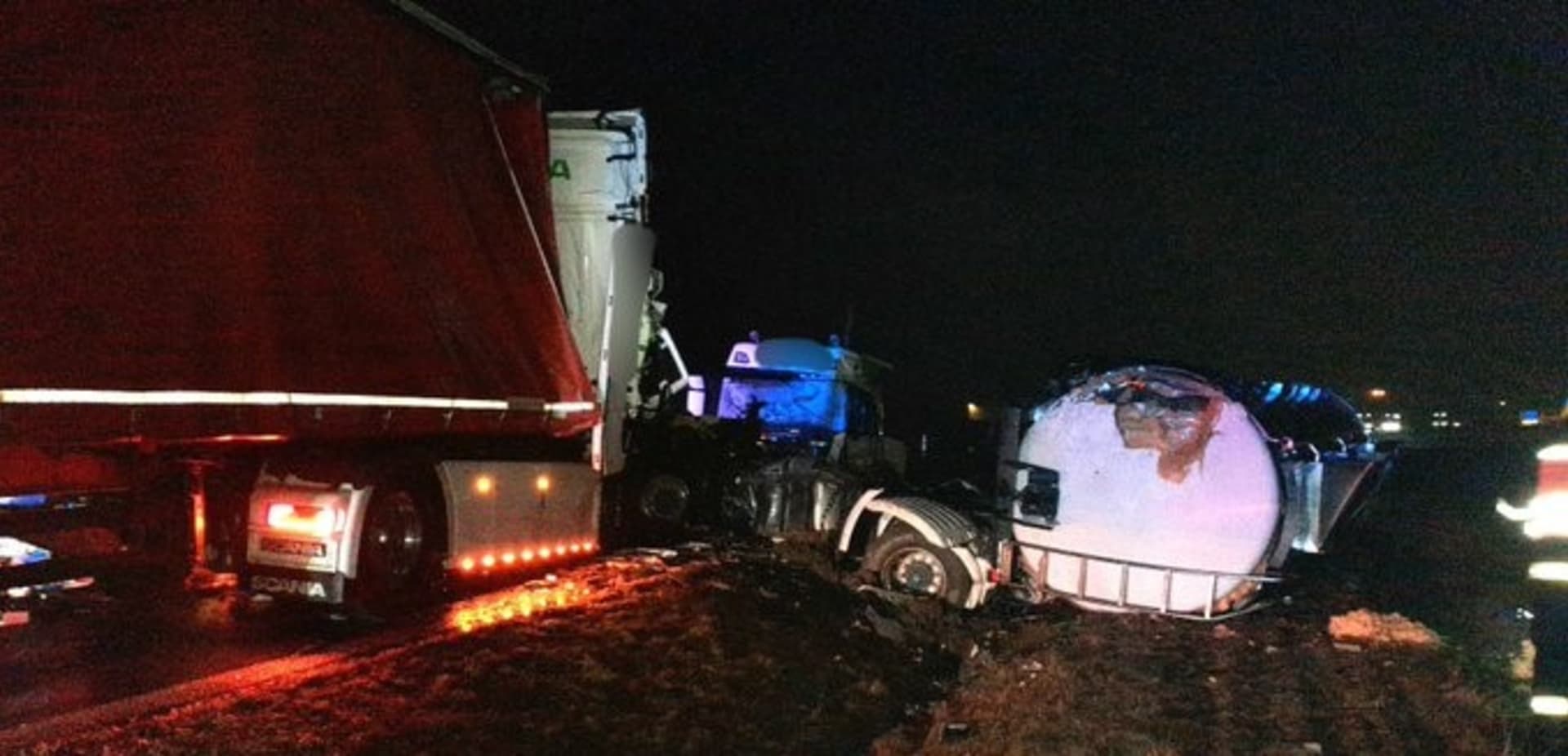 Hasiči na Plzeňsku zasahují u dopravních nehod.