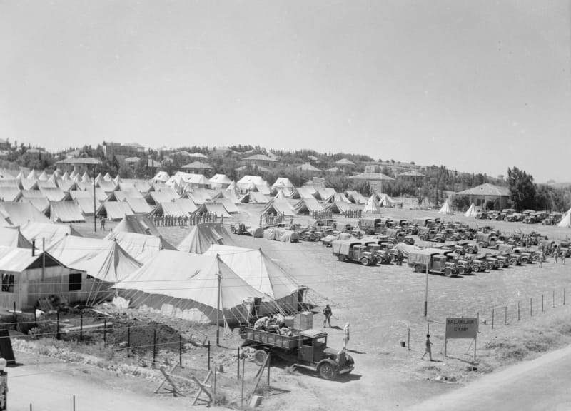 Tábor 8. královského pluku jízdních husarů u Balaclavy