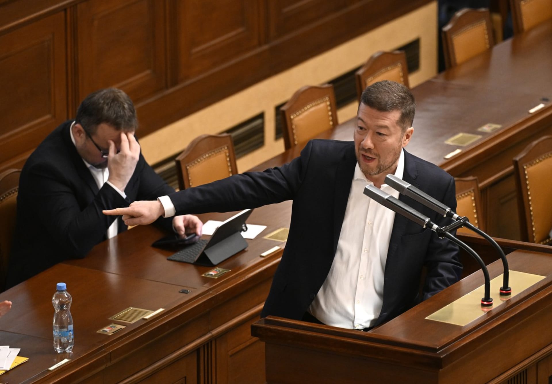 Předseda SPD Tomio Okamura ve Sněmovně