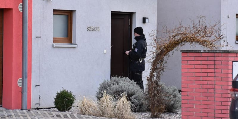 Policisté vyšetřují případ napadení na Praze 9.