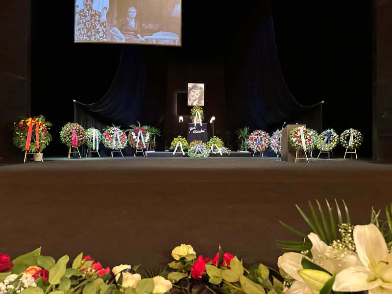 Pohřeb Jany Hlaváčové byl plný emocí, dojetí a slz.