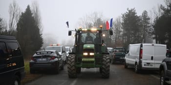 Farmáři ve Francii zaútočili i na české kamiony, ukazuje video. Výborný žádá tvrdý zásah