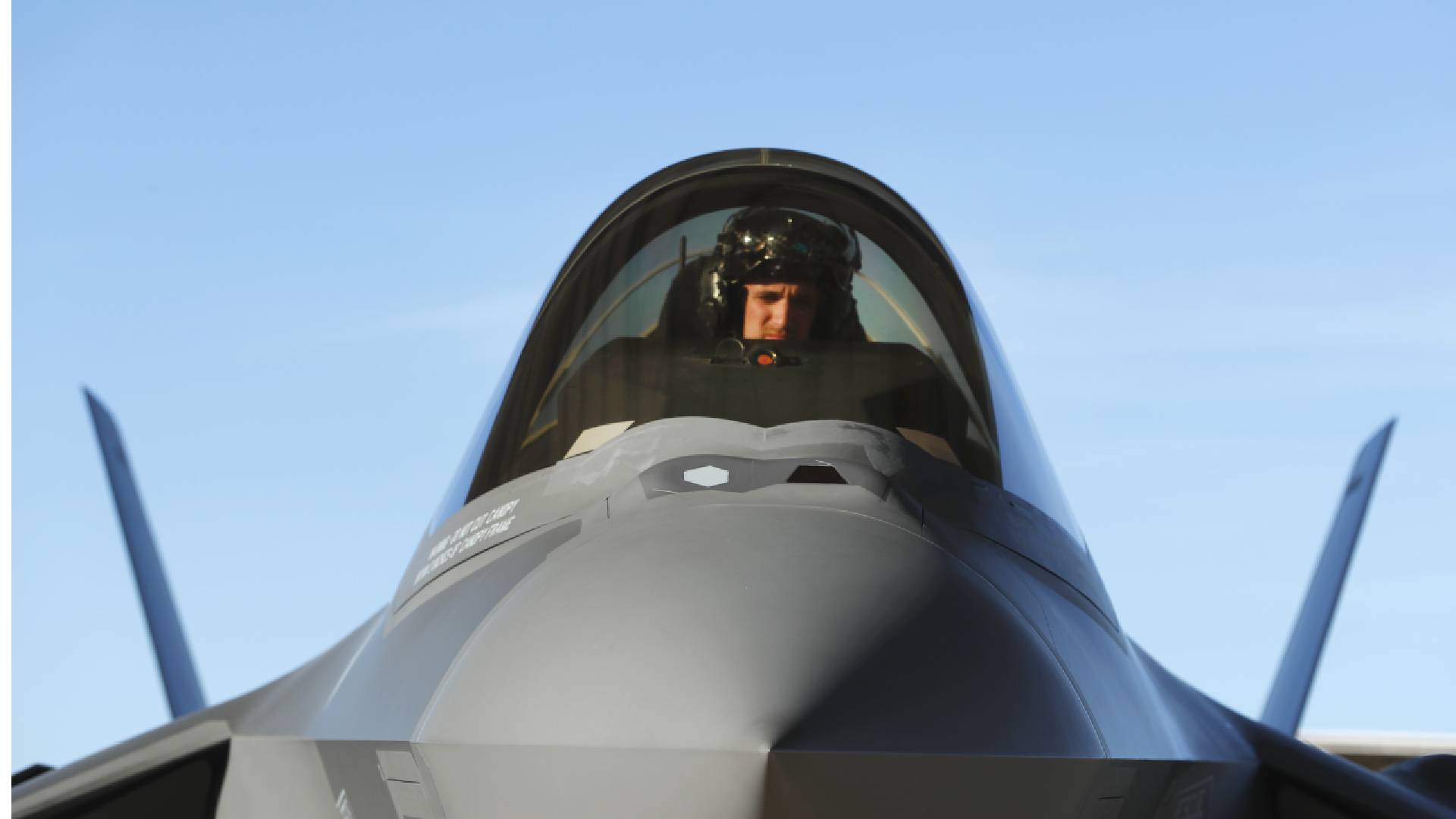 Letouny F-35 budou brzy obsluhovat čeští piloti