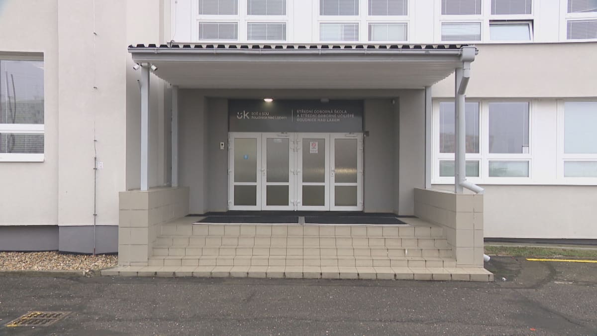 Škola v Roudnici nad Labem, kde se případ odehrál.