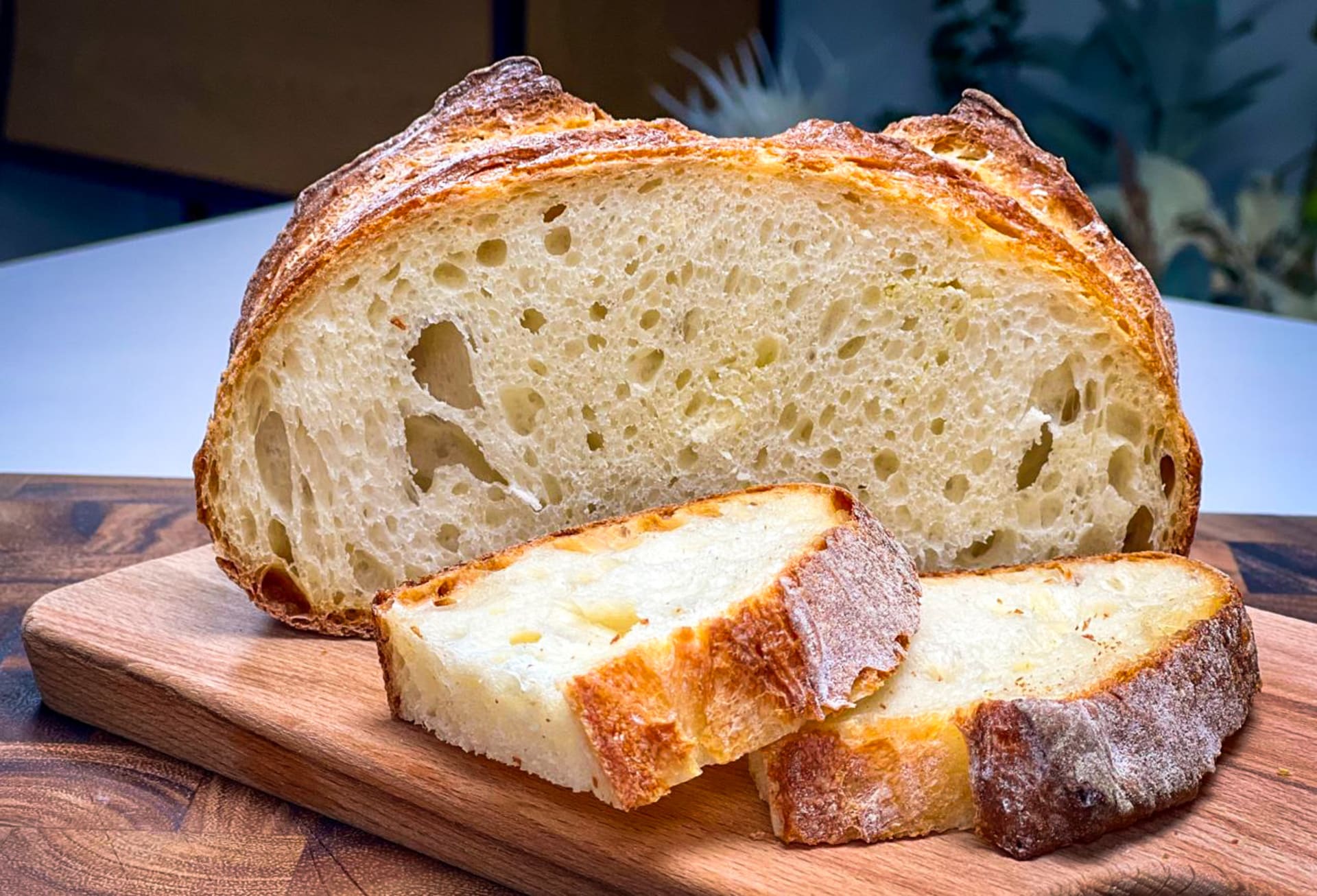 VE VARU: Jihoitalský kvasový chléb Pane pugliese ze semolinové mouky