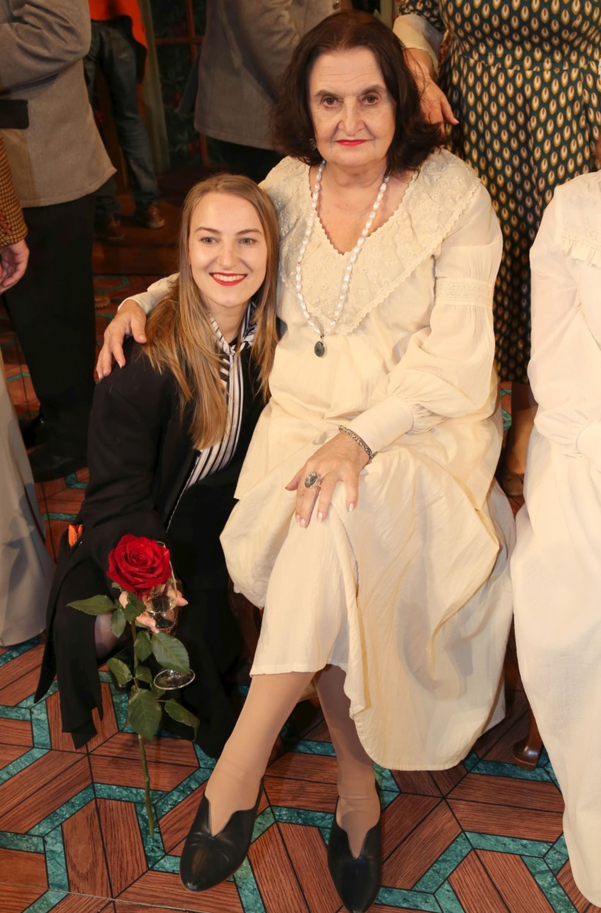 Herečka Eva Holubová s půvabnou dcerou Karolínou 