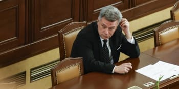 Ministr Blažek podal trestní oznámení kvůli možné korupci. Podezřívá insolvenční odbor