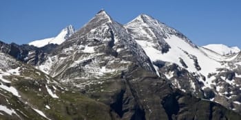 Dva Češi uvázli na nejvyšší hoře Rakouska. Záchrana zatím není kvůli větru možná