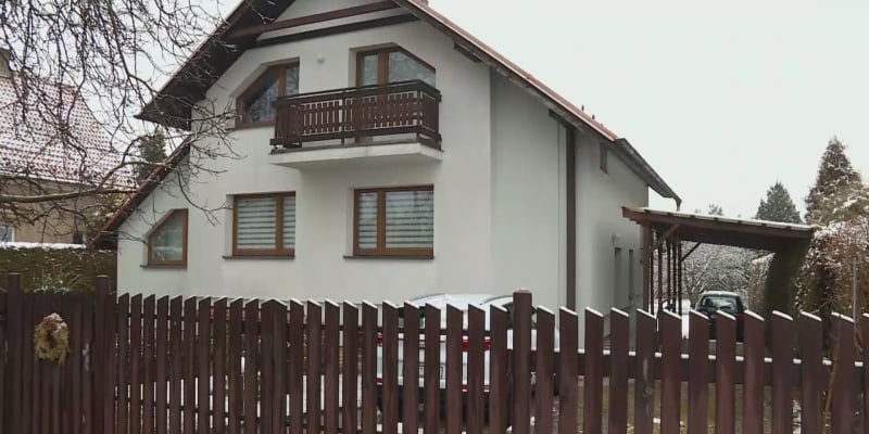 Dům, ve kterém bydlel střelec z Filozofické fakulty Univerzity Karlovy.