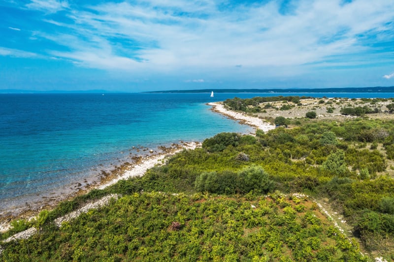 Pláž Punta Rata, Brela, Makarská riviéra, Chorvatsko