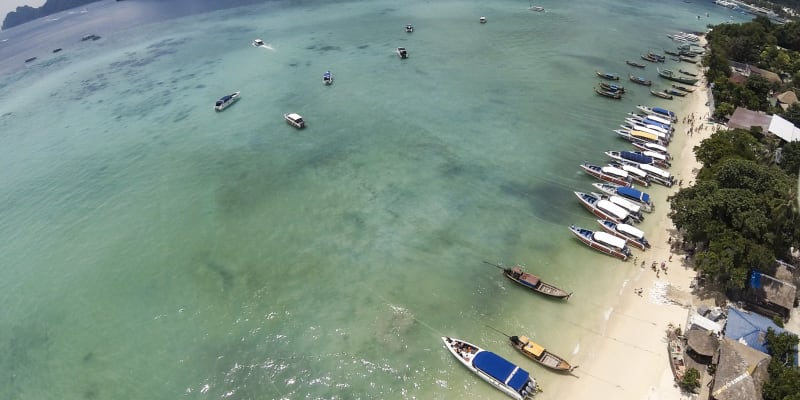 Pláž Ao Maya, Ko Phi-Phi, Krabi, Thajsko