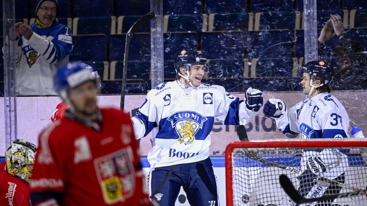 Hokejisté i podruhé na Švédských hrách prohráli, Finsku podlehli 2:4