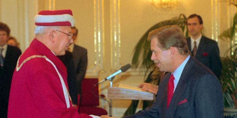 Černohorského jmenoval do funkce rektora prezident Václav Havel v roce 1995