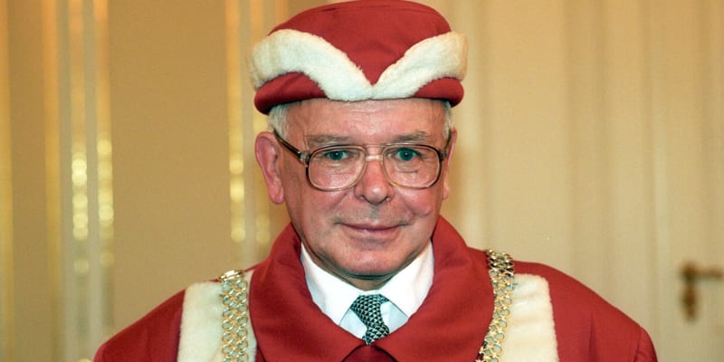 Rektor Slezské univerzity Opava Martin Černohorský v roce 1995